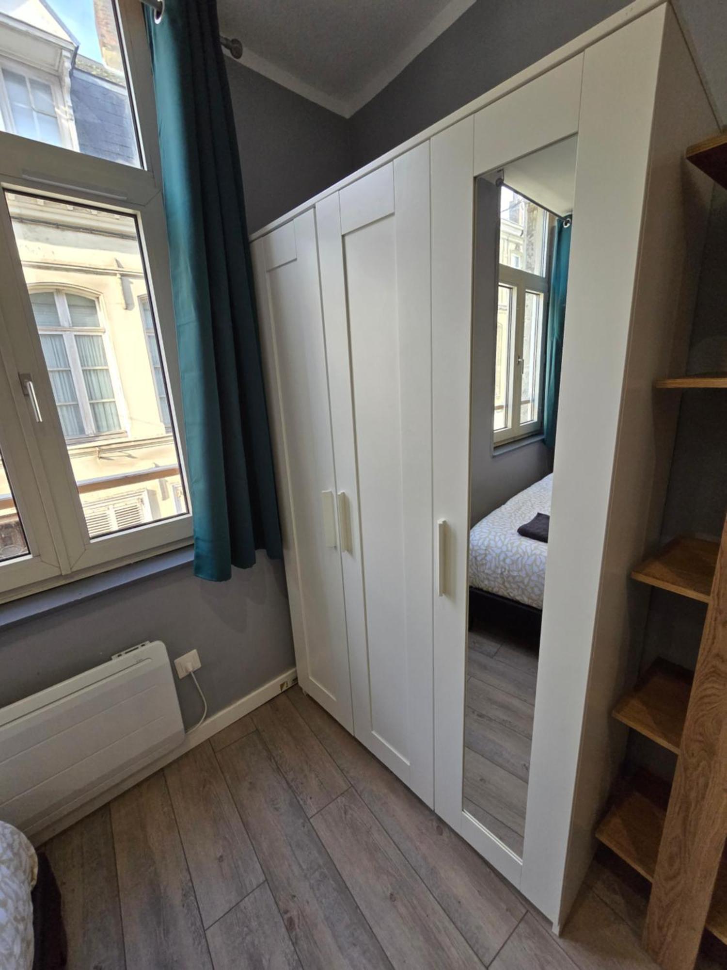 Appartement Hypercentre 301 +Wifi+Independant+ Cuisine Toilette Salle De Bain Privative Valenciennes Exteriér fotografie